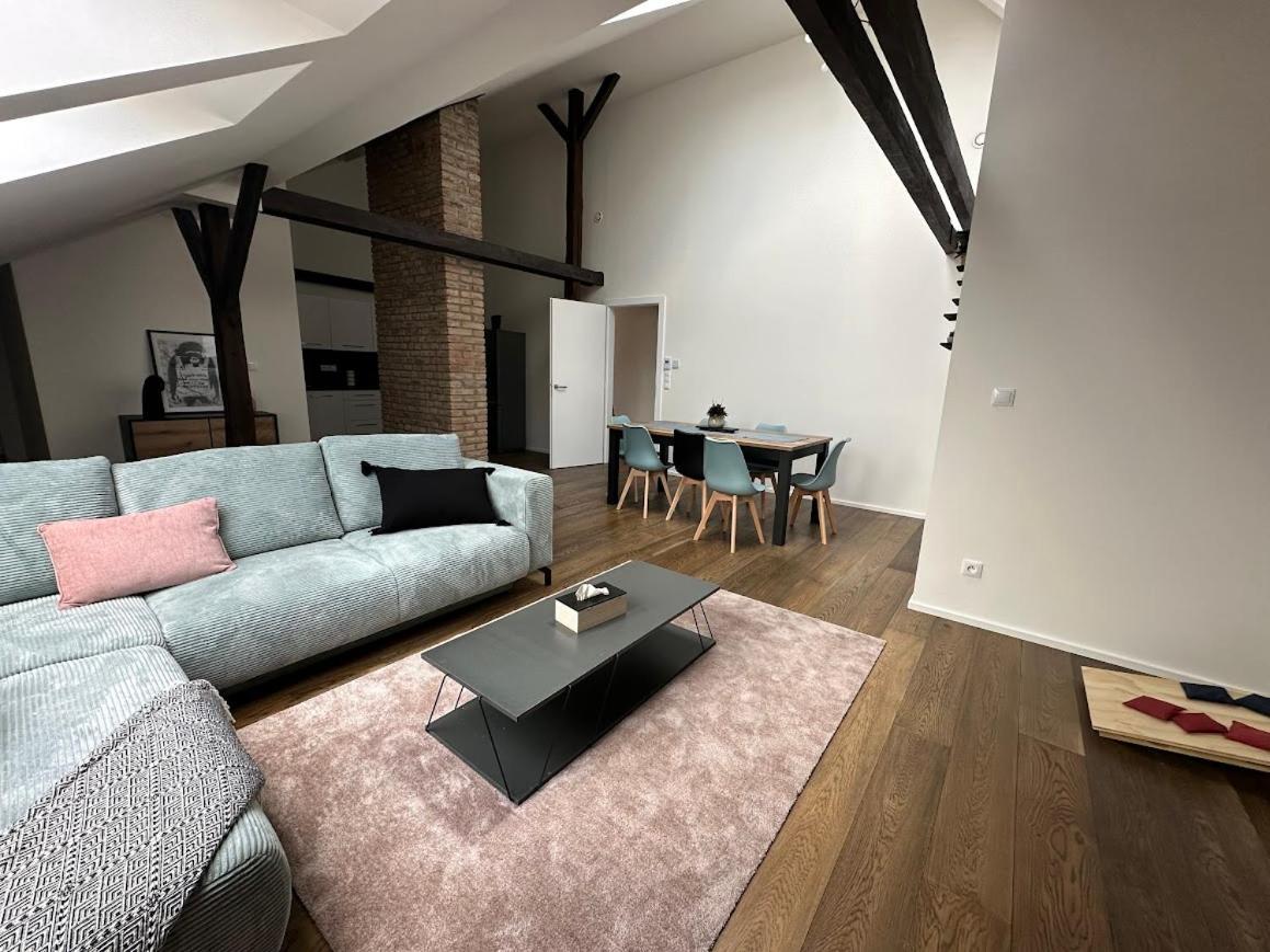 Loft Apartments ปราก ภายนอก รูปภาพ