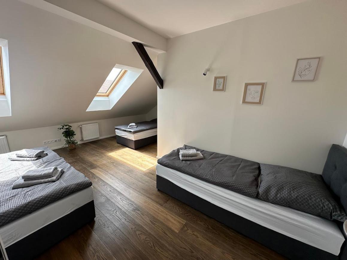 Loft Apartments ปราก ภายนอก รูปภาพ