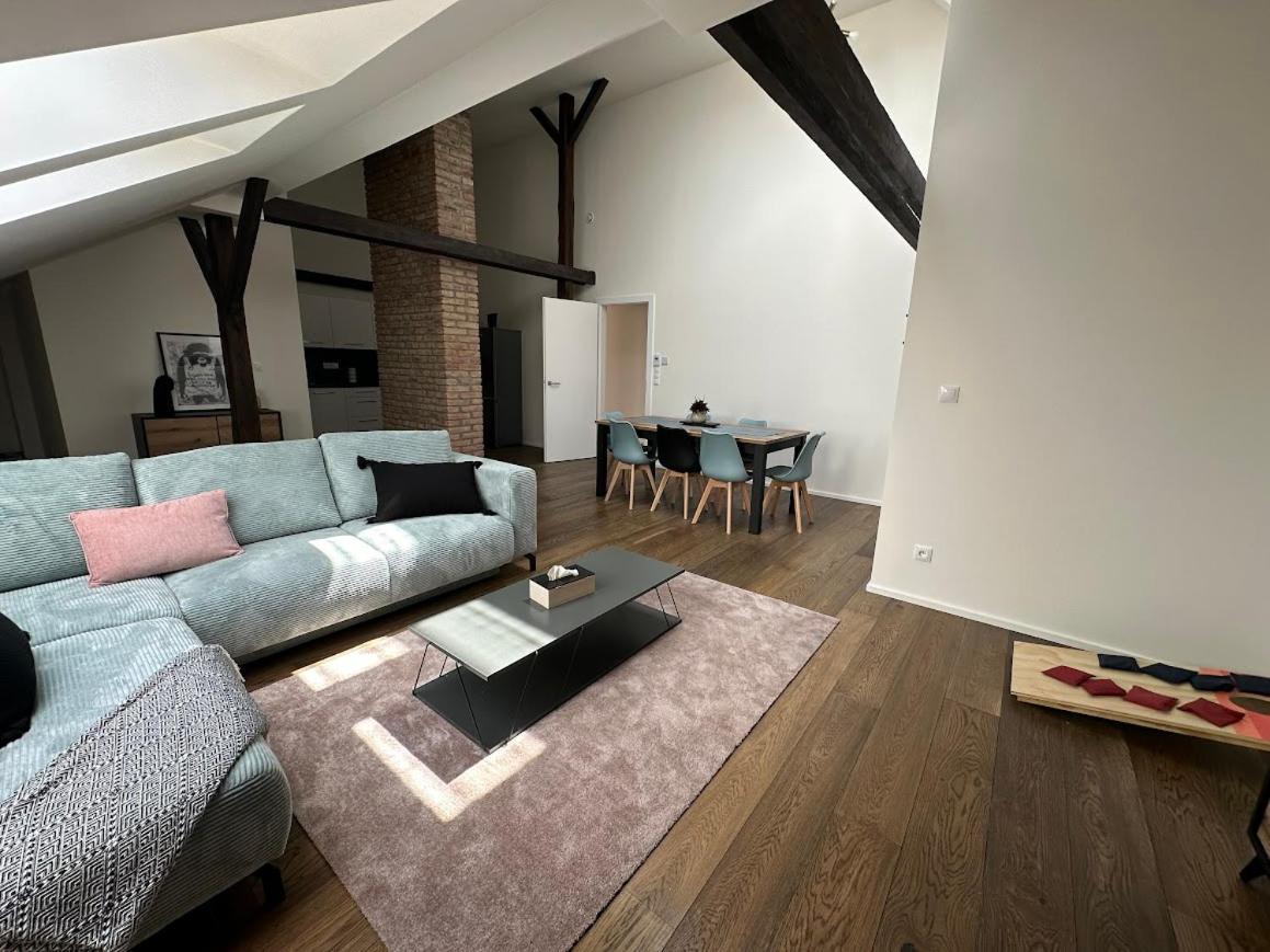 Loft Apartments ปราก ภายนอก รูปภาพ