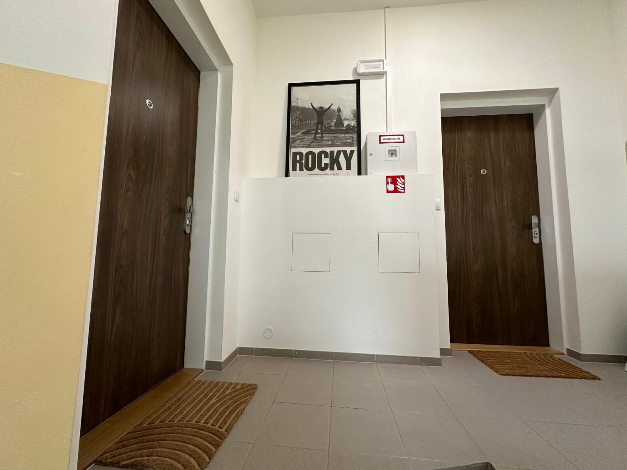 Loft Apartments ปราก ภายนอก รูปภาพ